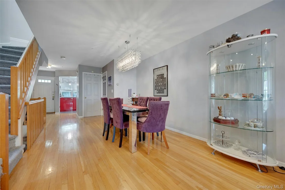 Photo of 1102 Pondside Drive