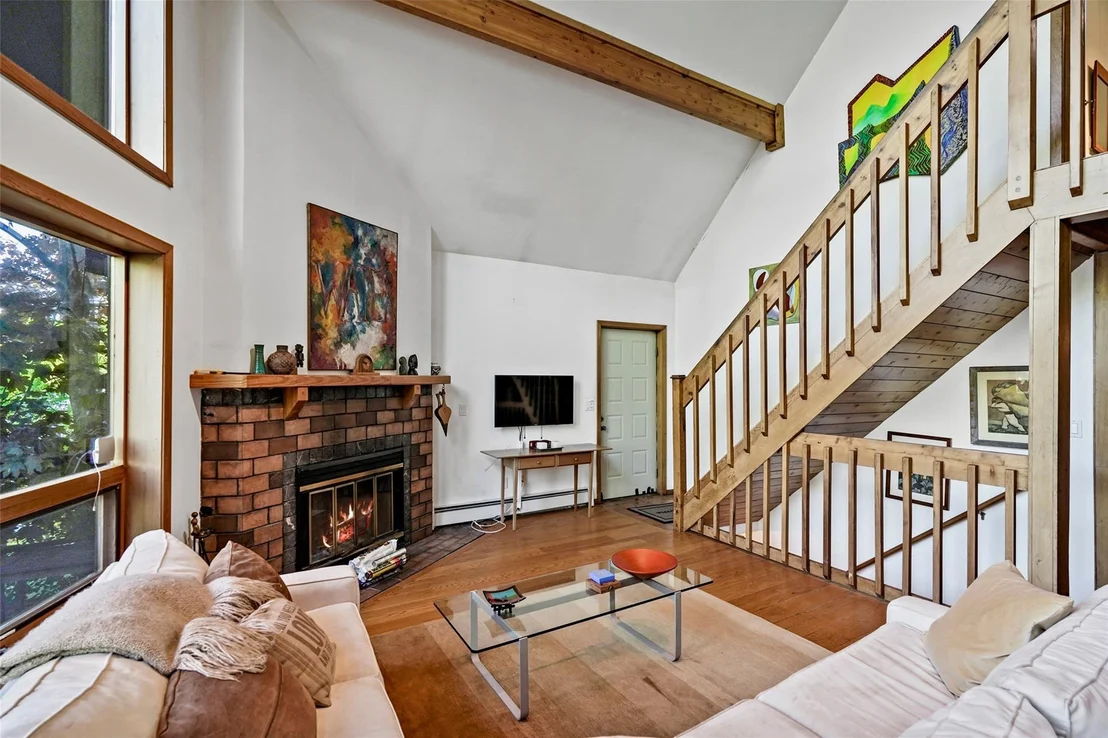Photo of 21 Chippewa Road