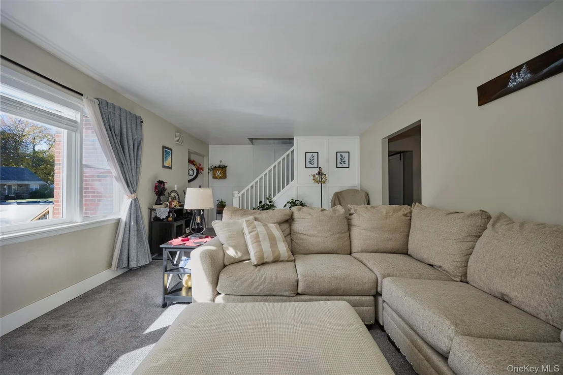 Photo of 39 Alda Drive