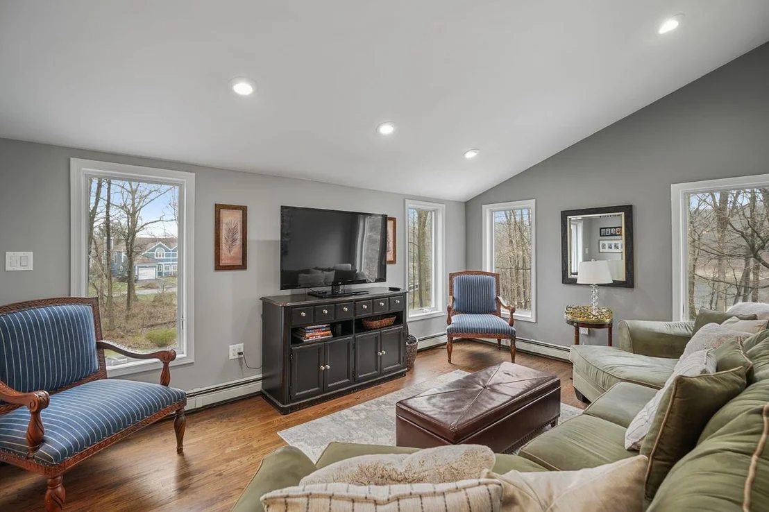 Photo of 41 Astor Drive
