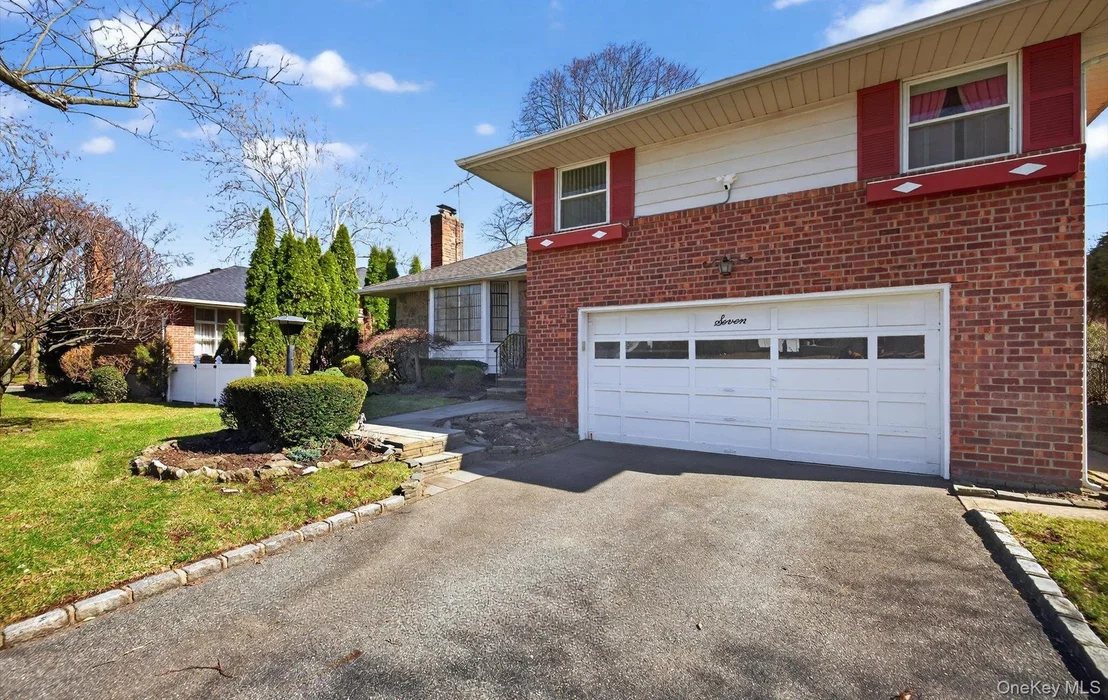 Photo of 7 Carling Drive