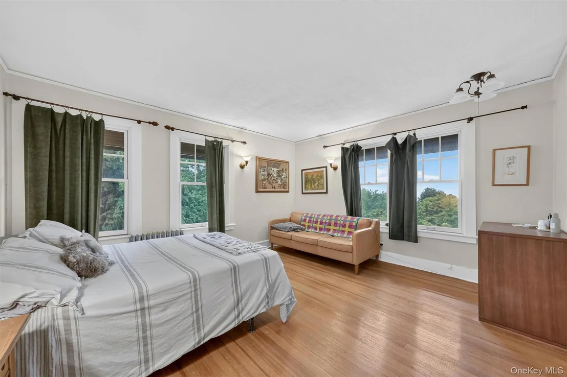 Photo of 37 Ridge Road