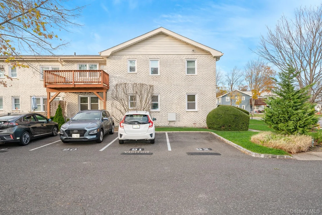 Photo of Unit 1B at 20 Toehee Place