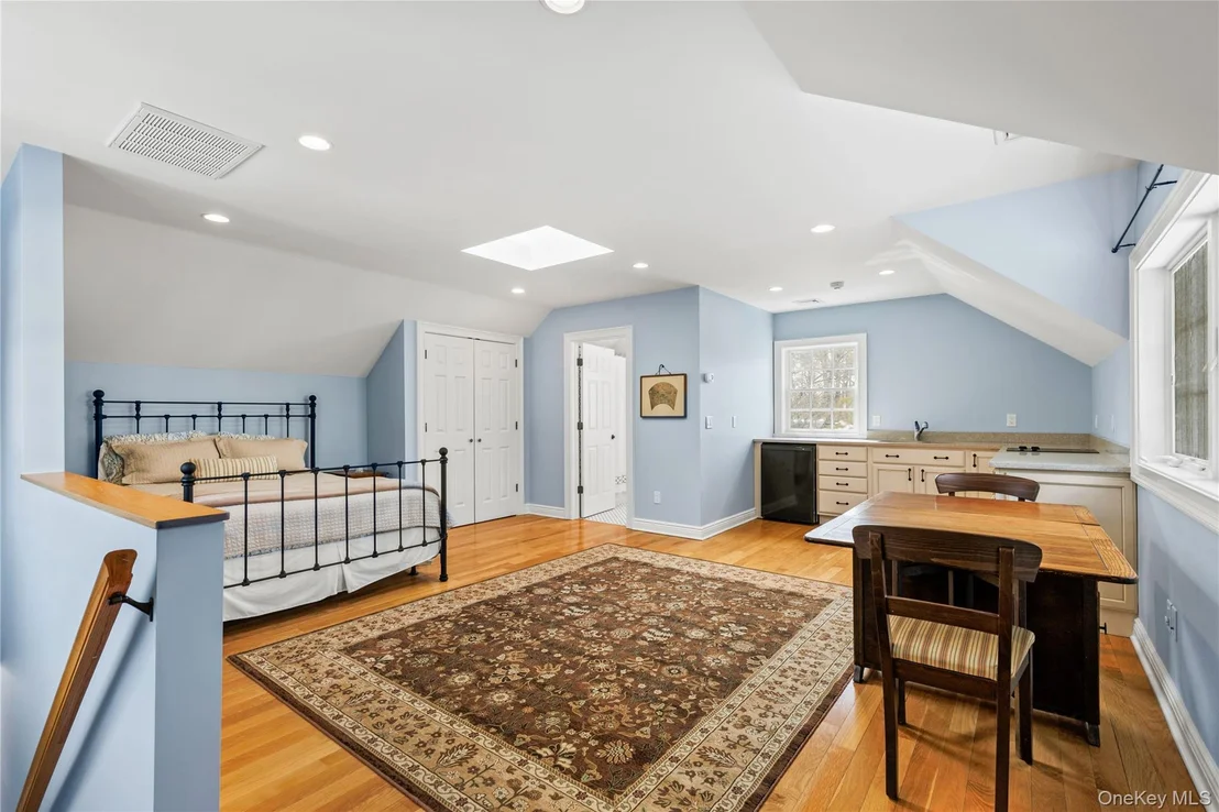 Photo of 69 Brevoort Lane