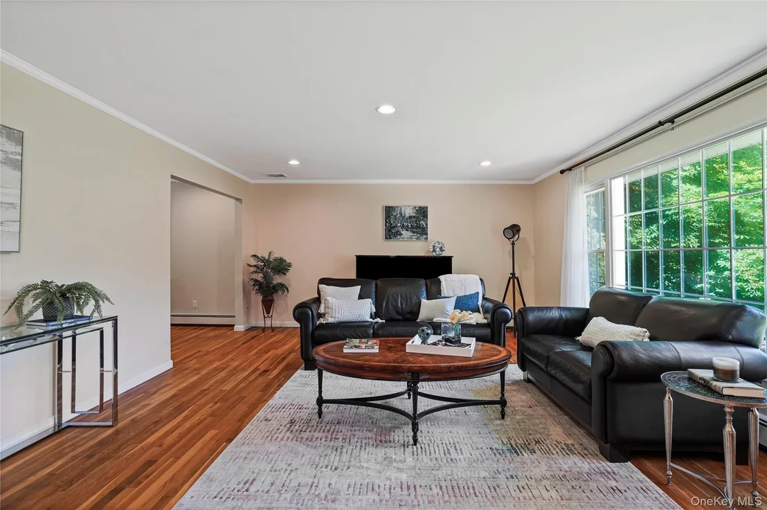 Photo of 2 Rochambeau Drive