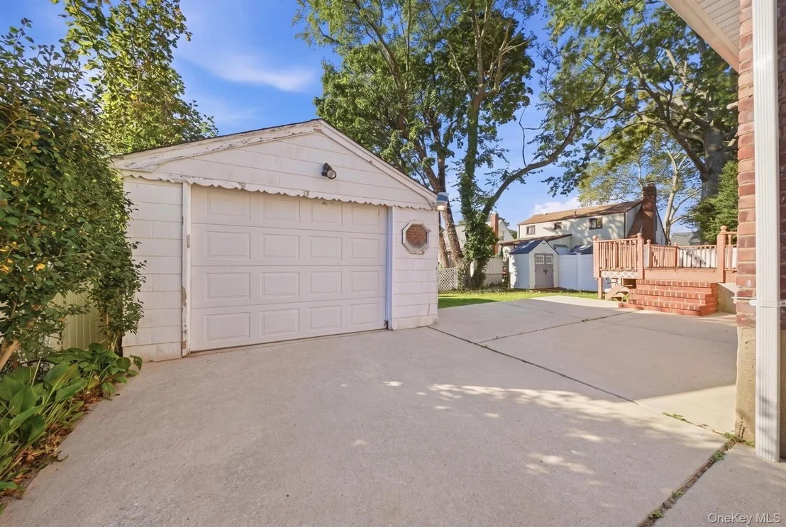 Photo of 88 Meyer Avenue