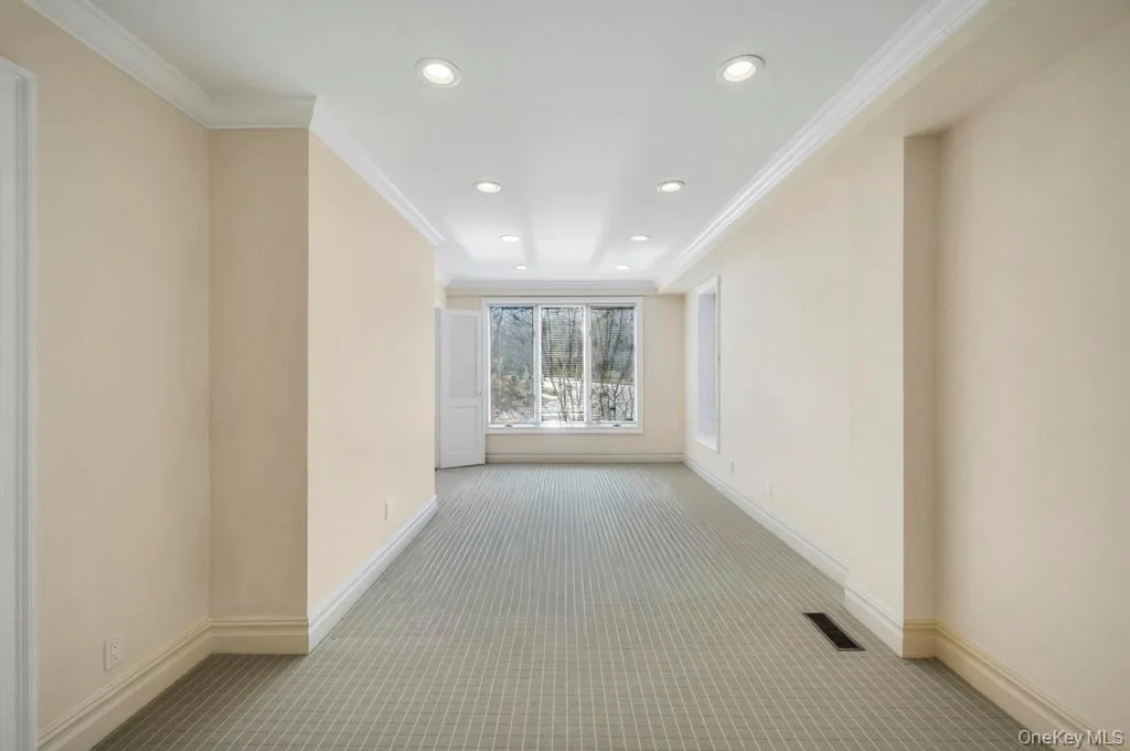 Photo of 9 Sycamore Drive