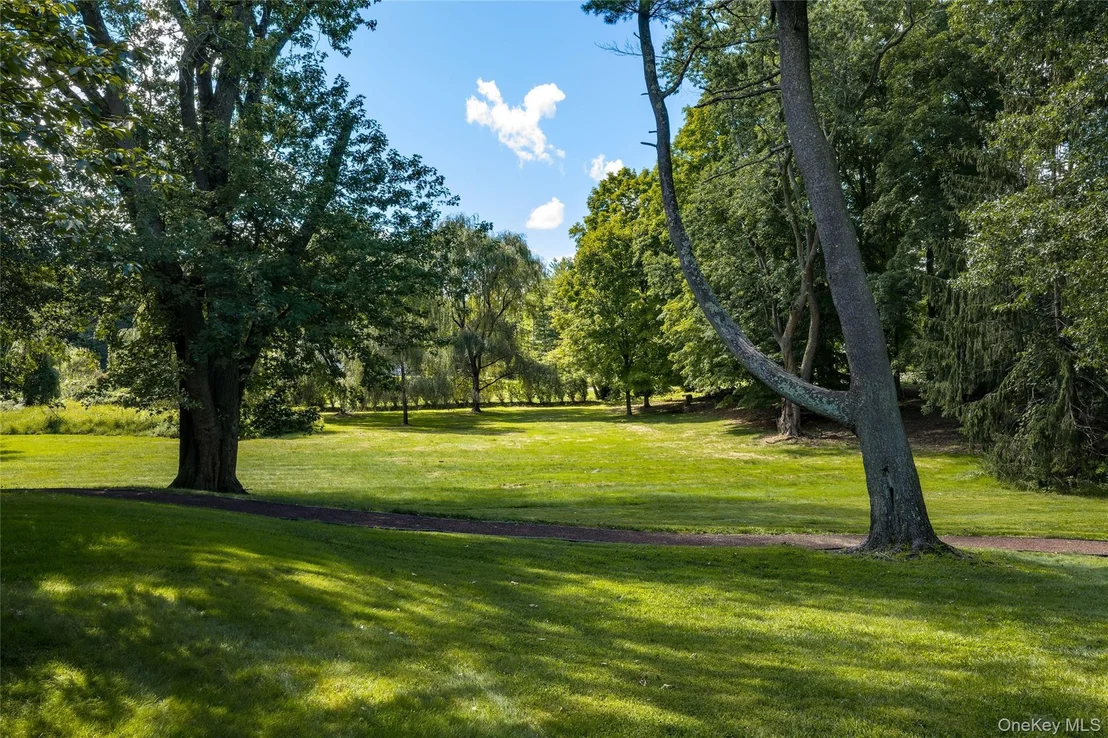 Photo of 7 Rockledge Road