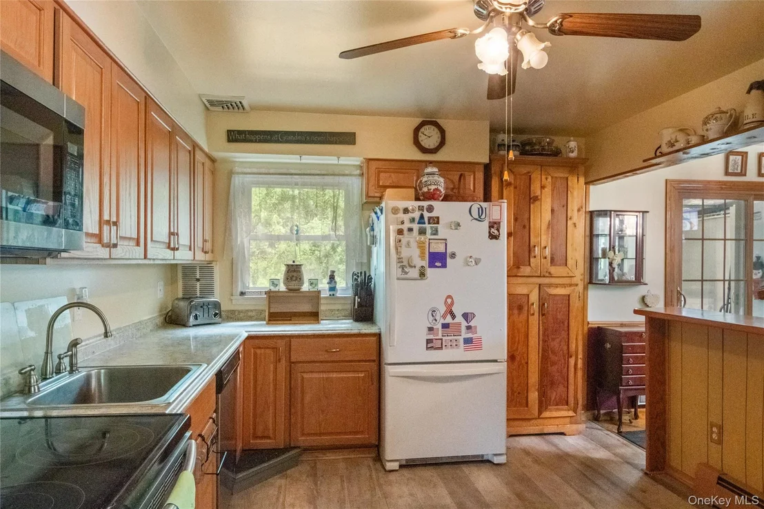 Photo of 36 Rochambeau Road