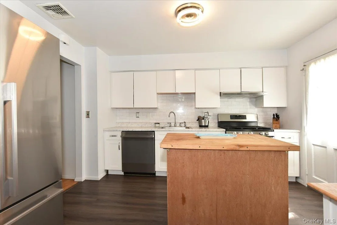 Photo of 16 Edgar Drive
