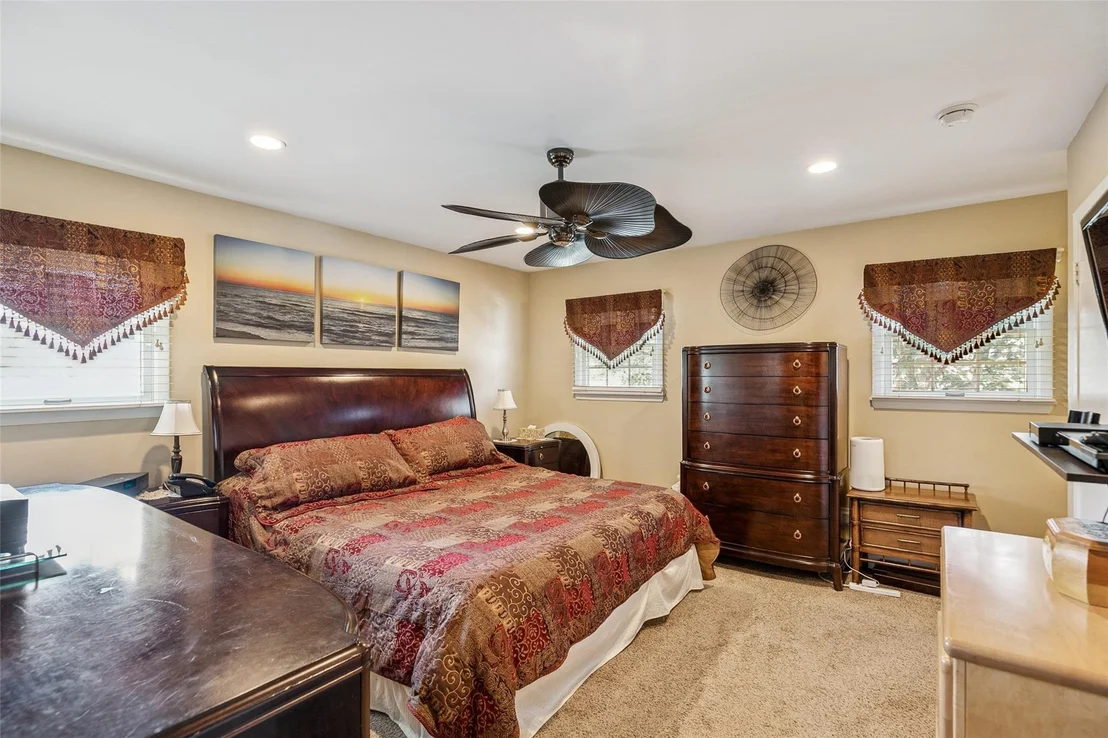 Photo of 19 Sandra Drive