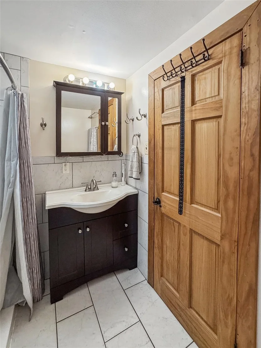 Photo of 42 Wisner Avenue