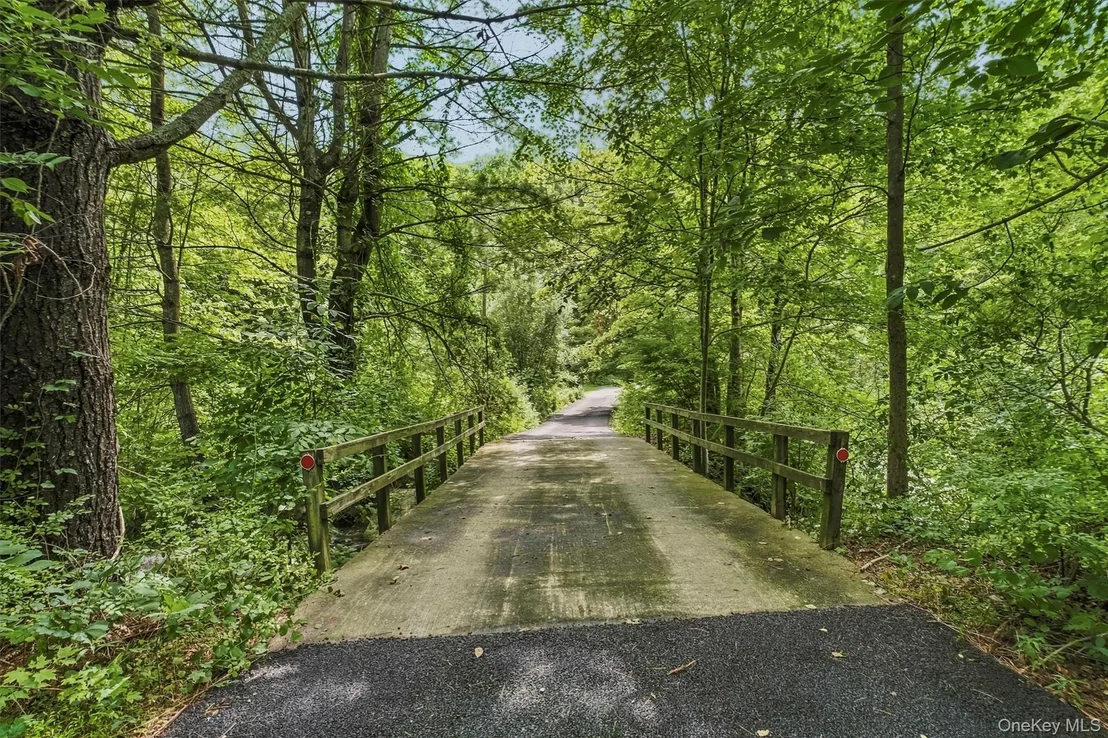 Photo of 45 Wiccopee Road