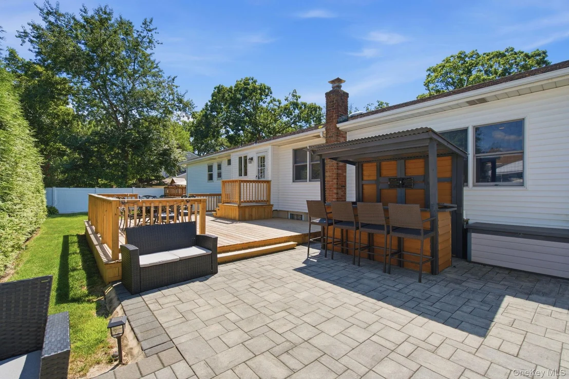 Photo of 215 Walker Street
