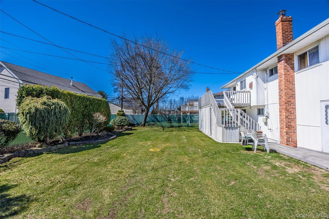 Photo of 37 Evergreen Avenue