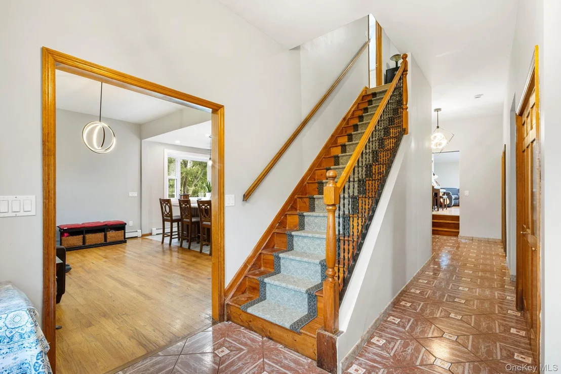 Photo of 75 Sunset Drive