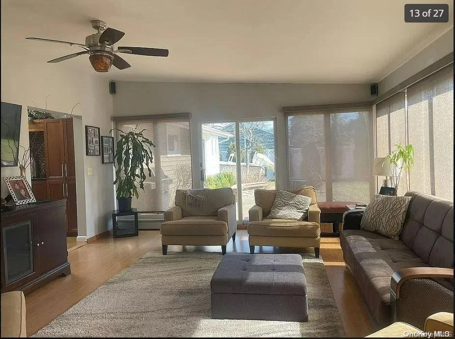 Photo of 12 Bay 2nd Street