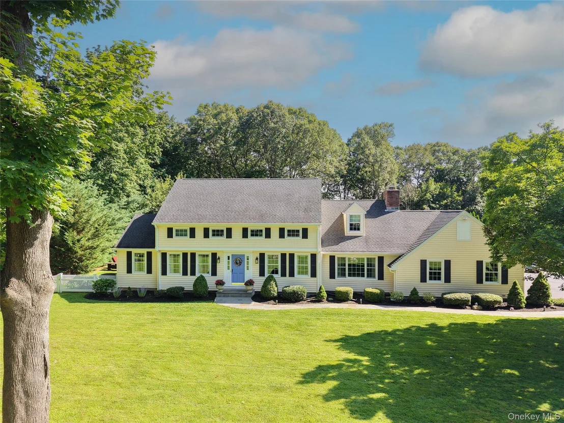 Photo of 2 Hawk Drive