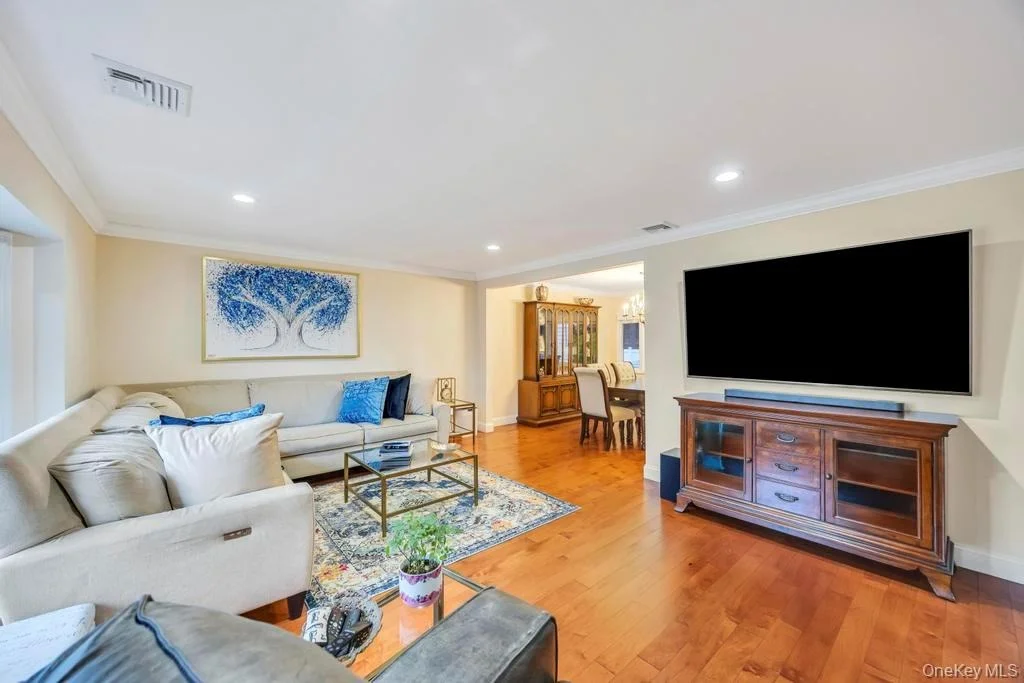 Photo of 24 Glenwood Road