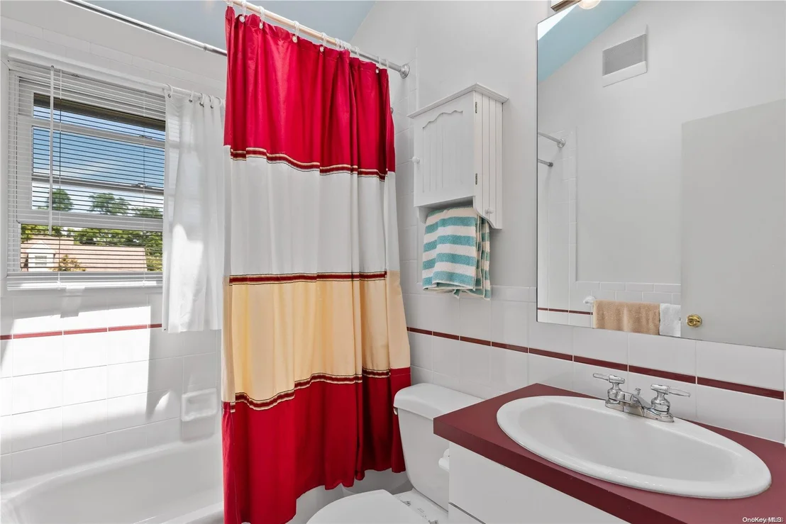 Photo of 14 Dolphin Way