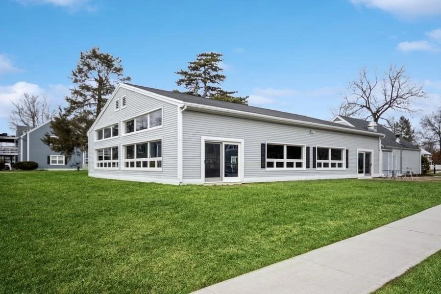 Photo of Unit B at 800 Commons Way