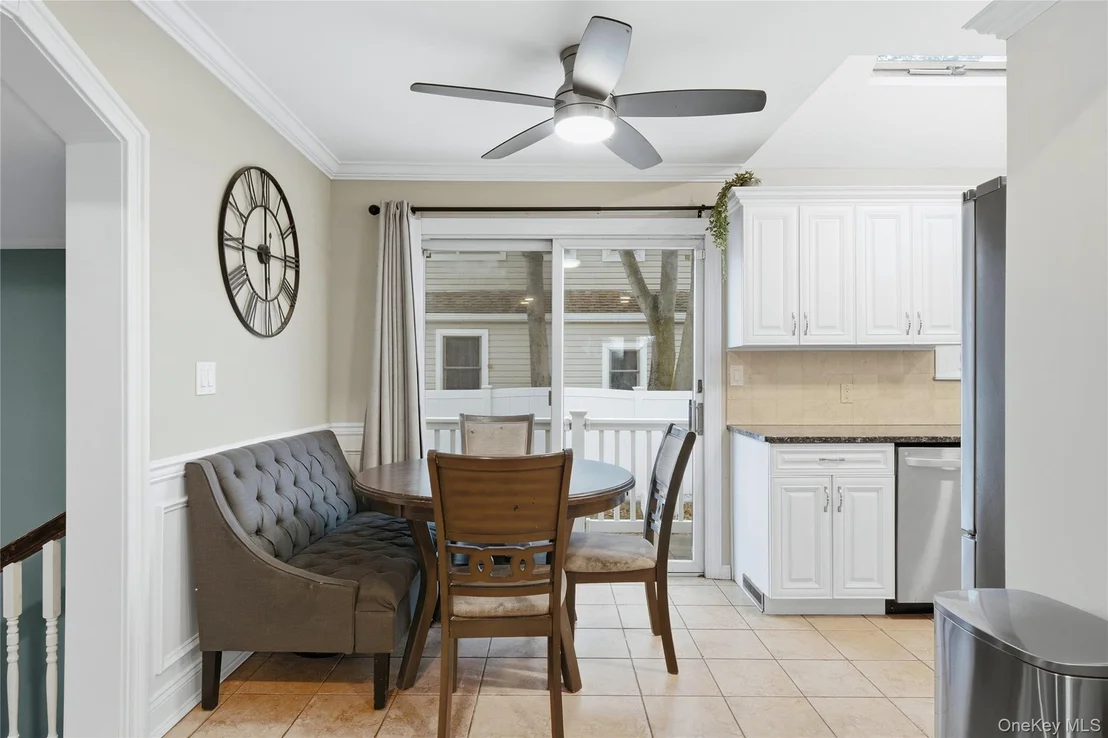 Photo of 32 Beachwood Drive