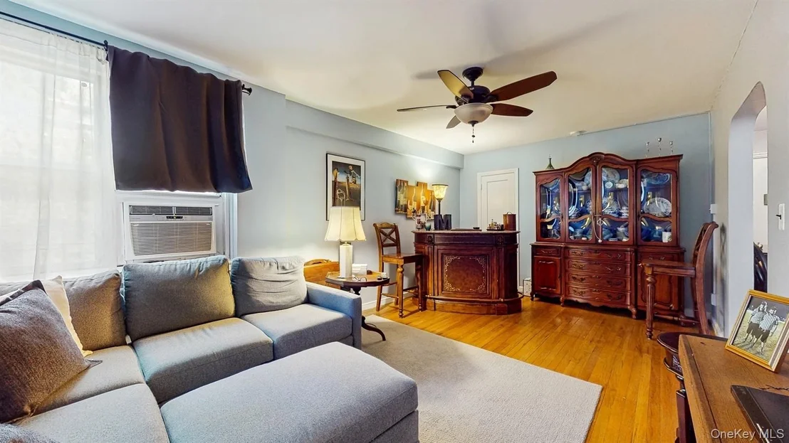 Photo of Unit 6C at 755 Bronx River Road
