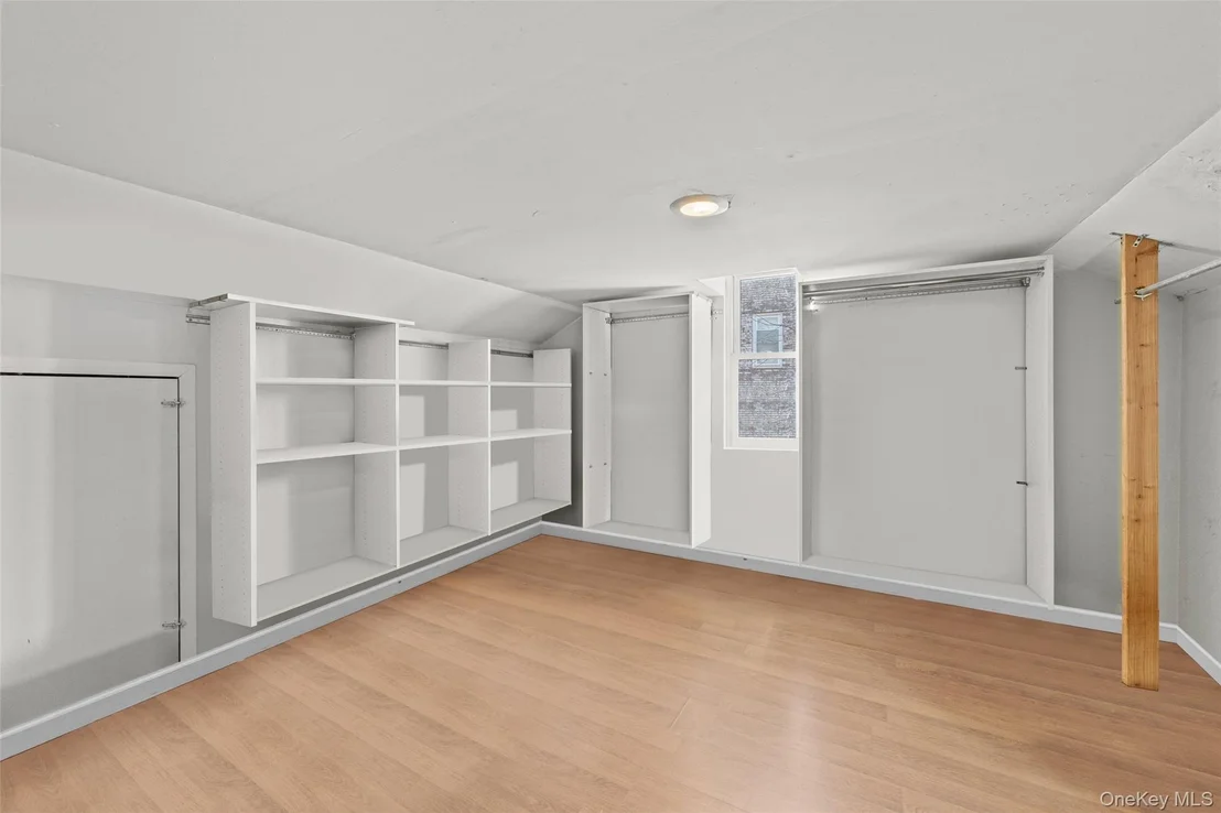 Photo of 21 Pershing Avenue