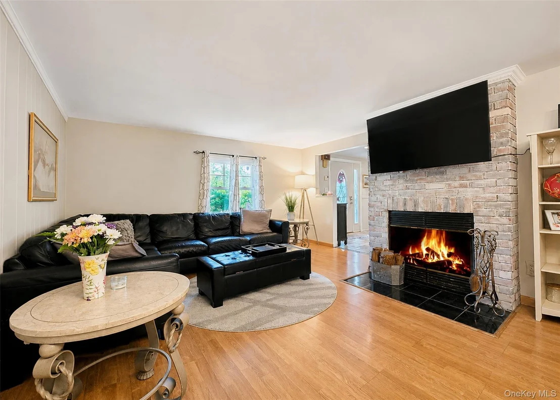 Photo of 30 Hackberry Lane