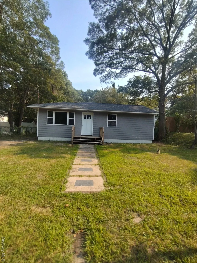 Photo of 54 Meadowmere Avenue