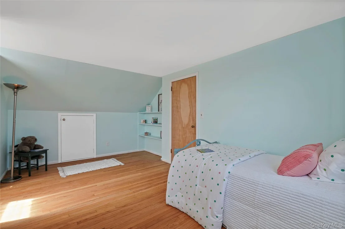 Photo of 11 Riverview Avenue