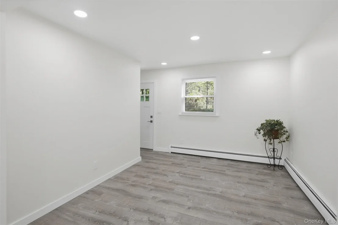 Photo of 22 W Marshall Drive