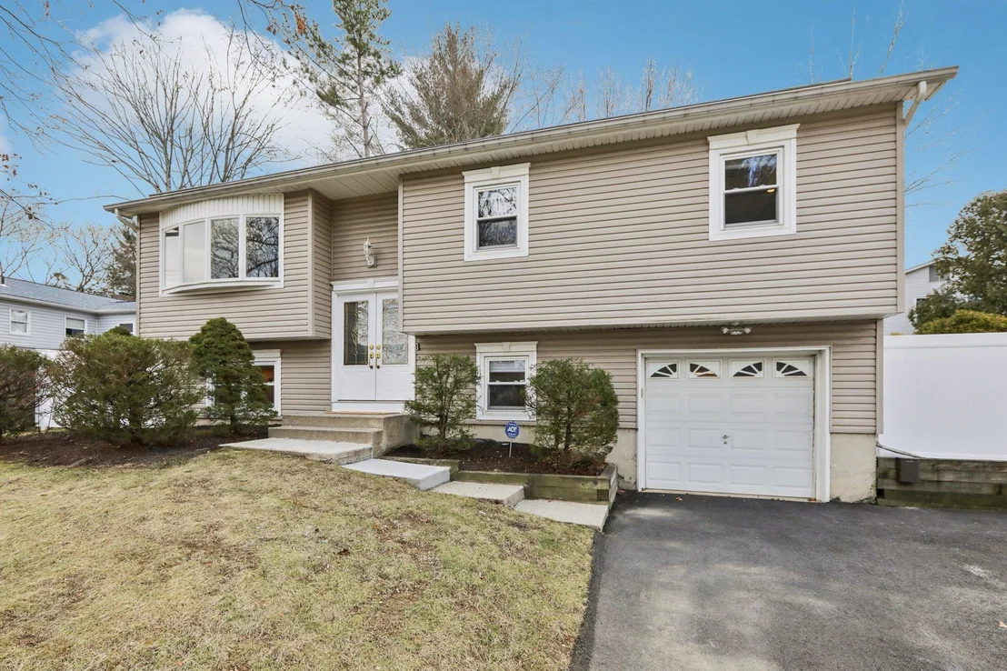 Photo of 3 Gleason Drive
