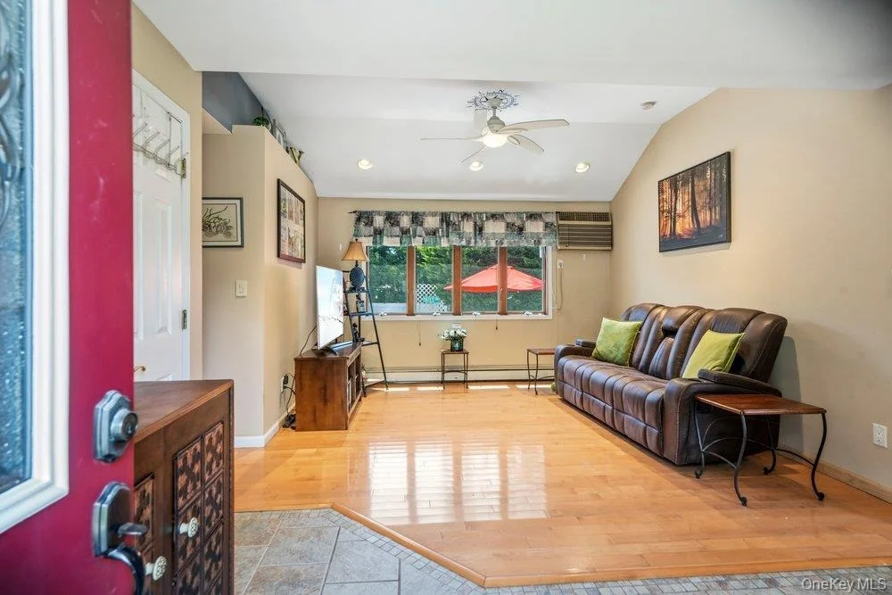 Photo of 76 Alton Road