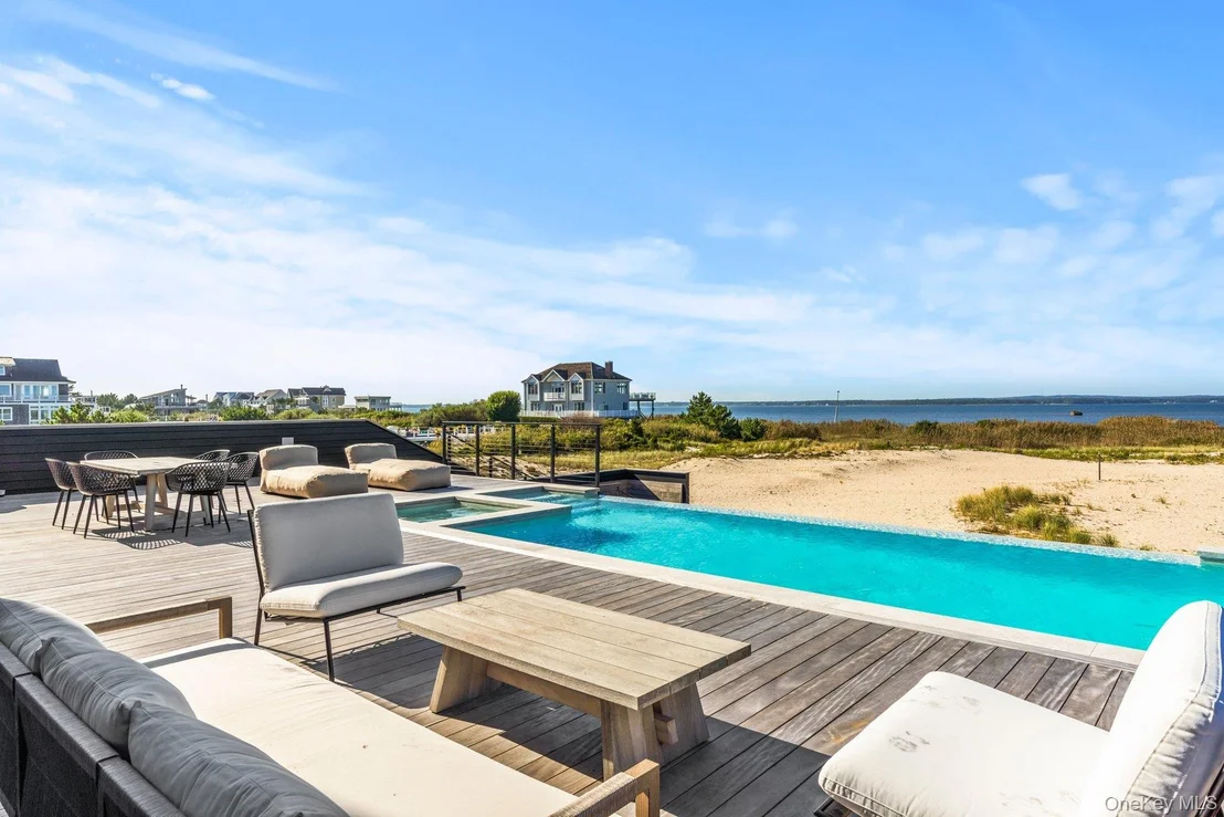 Photo of 780 Dune Road