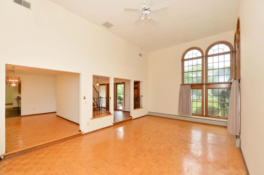 Photo of 5 Rubinstein Court