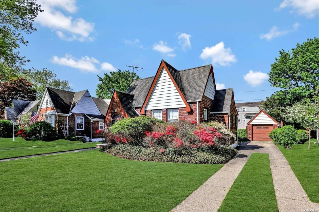 Photo of 525 Concord Avenue