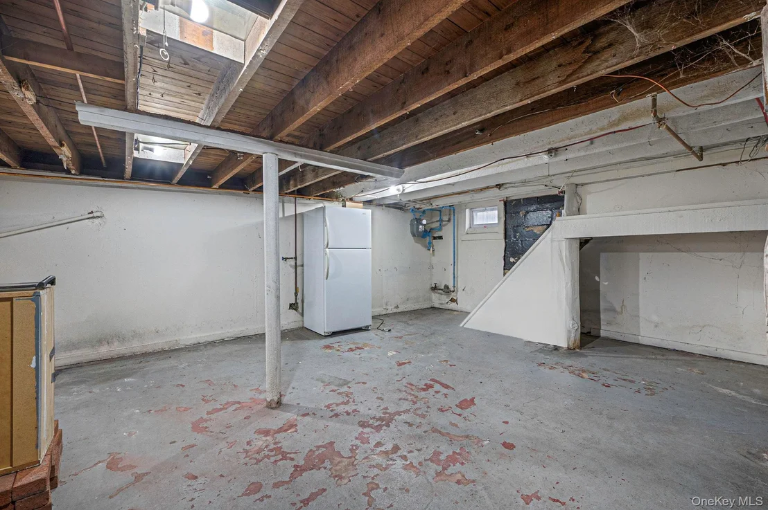 Photo of 215 West Avenue