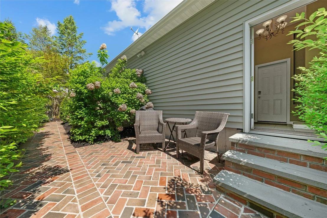 Photo of 2971 N Wading River Road