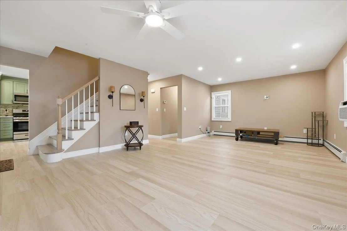 Photo of 828 Bruce Drive