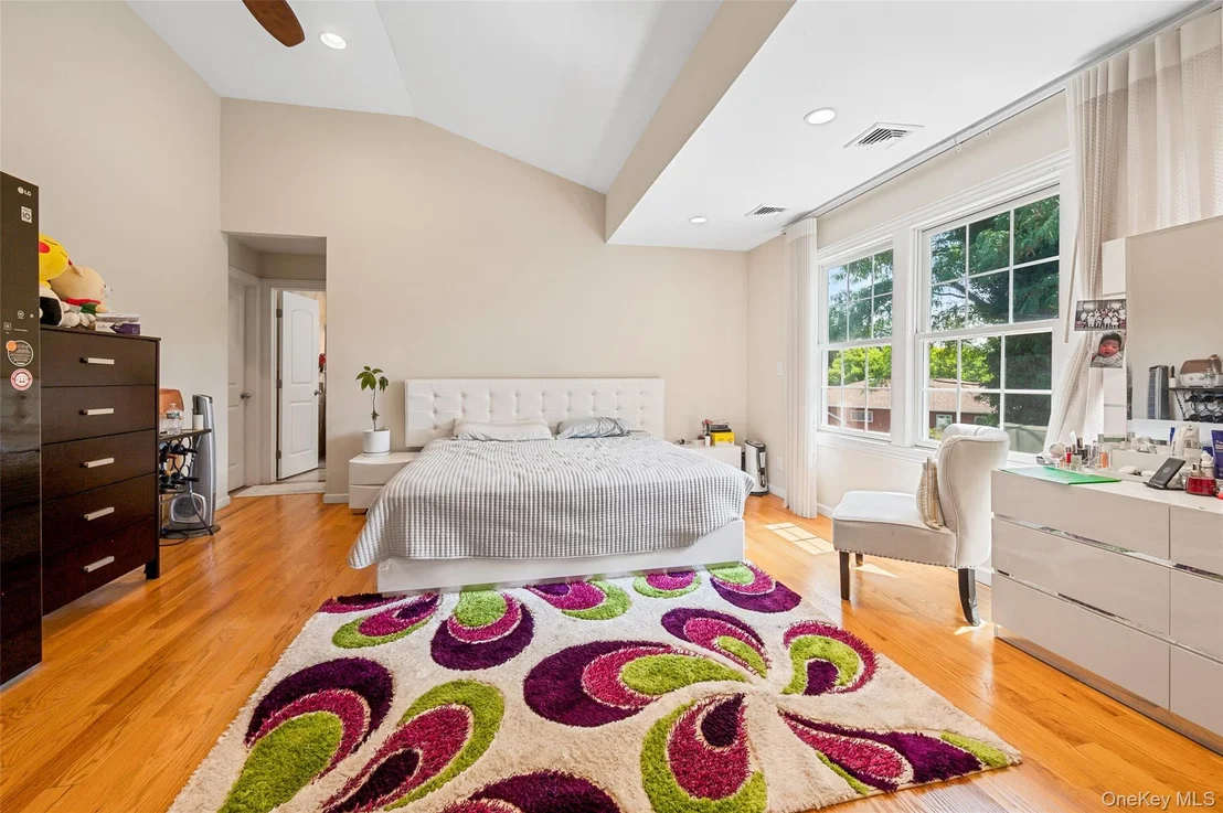 Photo of 19 Manetto Drive