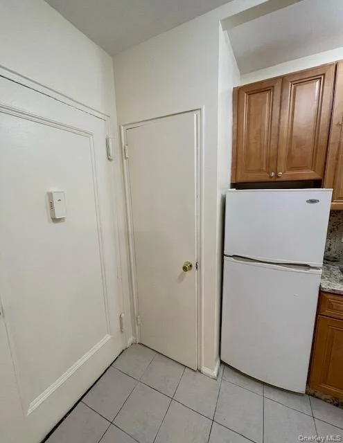 Photo of Unit B24 at 776 Bronx River Road