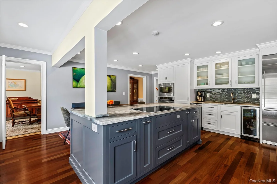 Photo of 69 Brevoort Lane