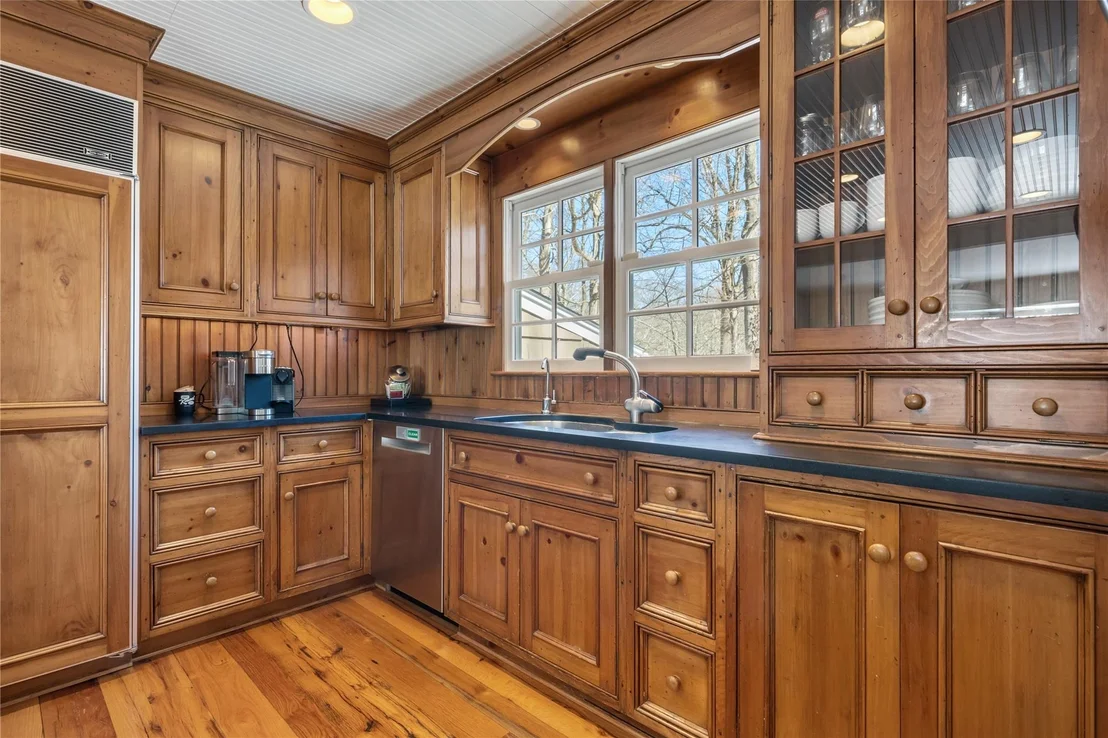 Photo of 12 Fox Ridge Road