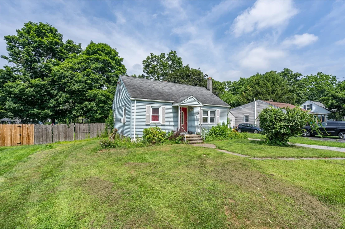 Photo of 17 Henmond Boulevard