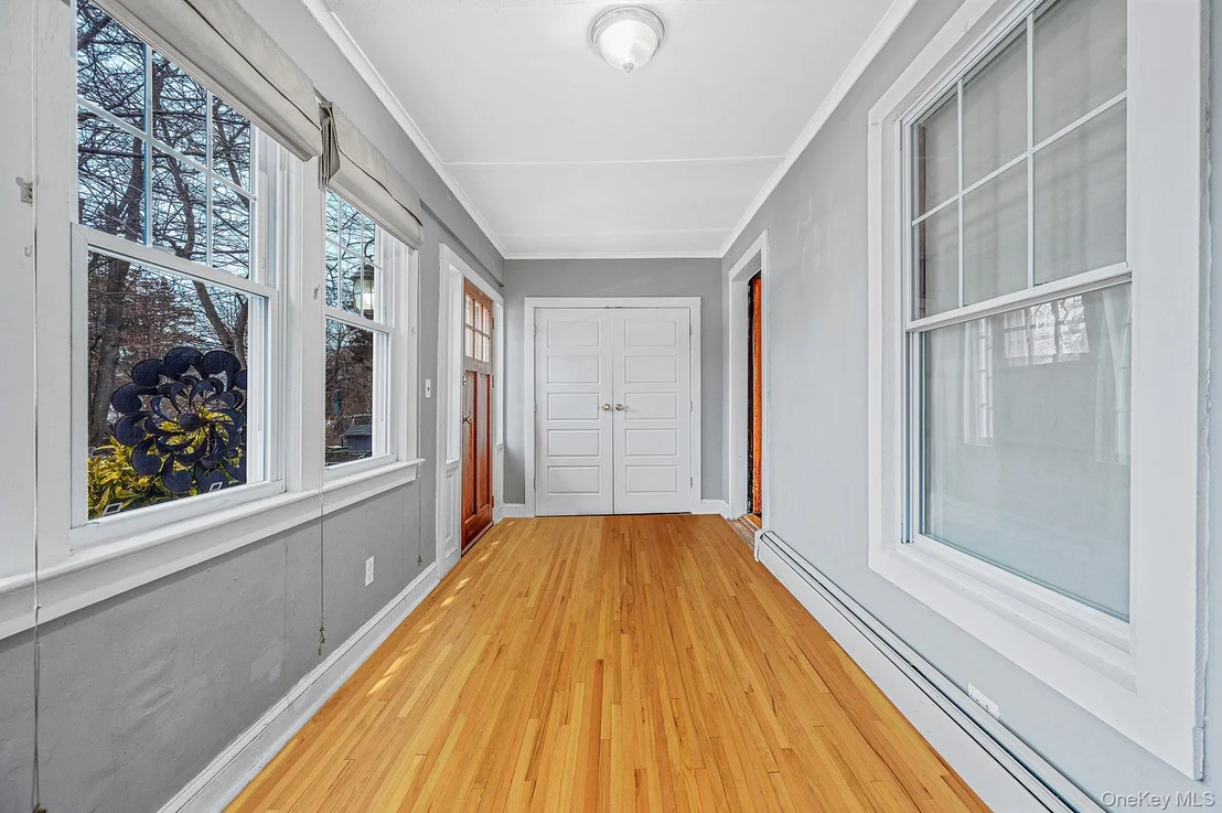 Photo of 215 West Avenue