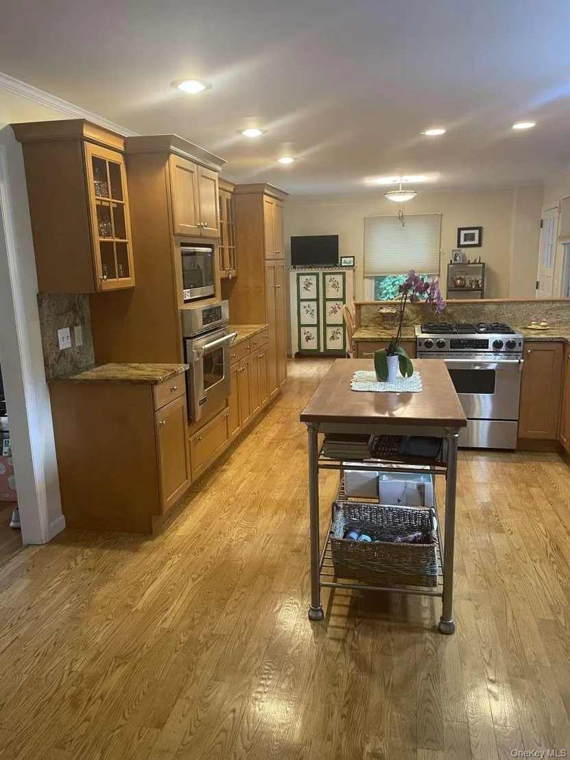 Photo of 52 Kingwood Park