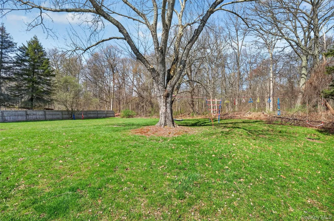 Photo of 457 Forest Road