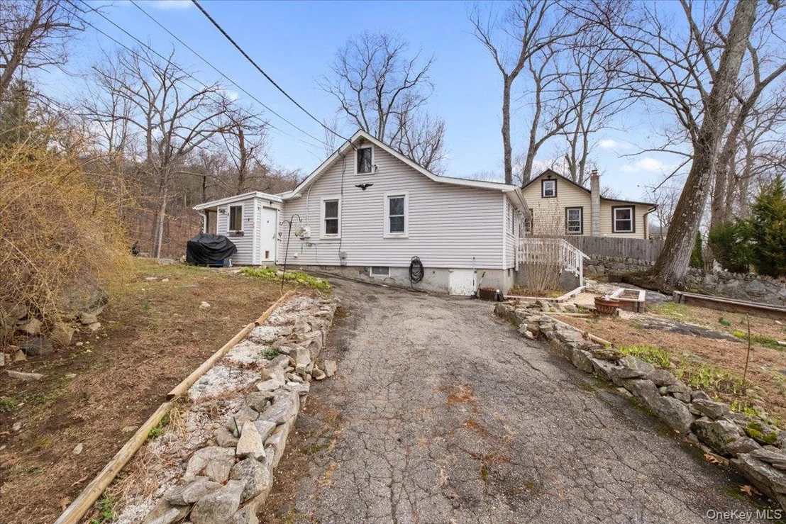 Photo of 45 Laurel Road