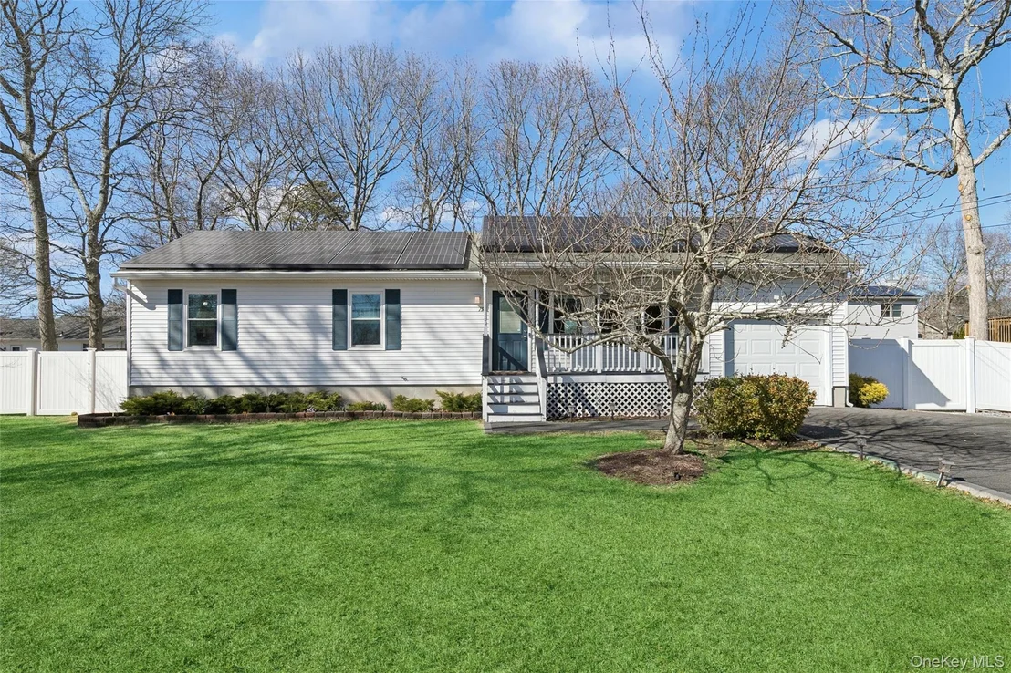Photo of 19 Flintlock Drive